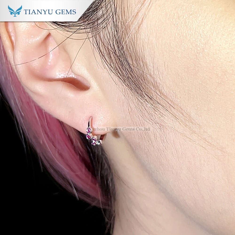 Set Cincin dan Anting Ruby Emas Putih 10K – Set Perhiasan Ruby Potongan Bulat 8
