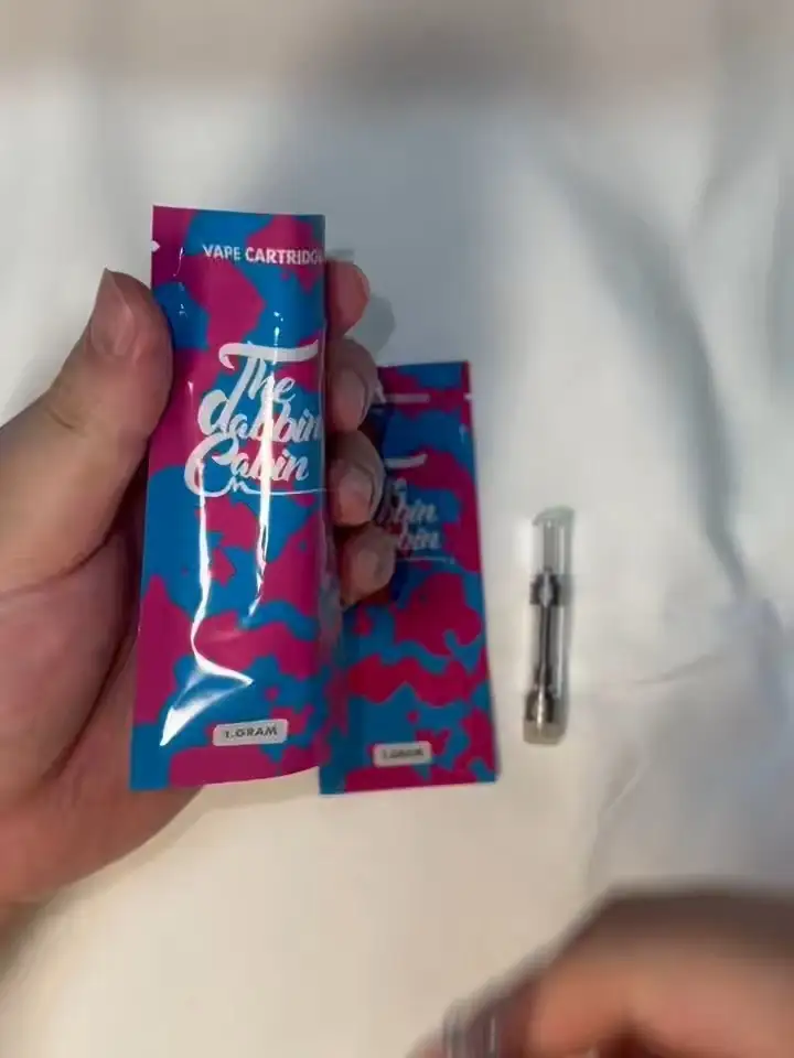 how put the cartridge in Marijuana Cartridge Bags