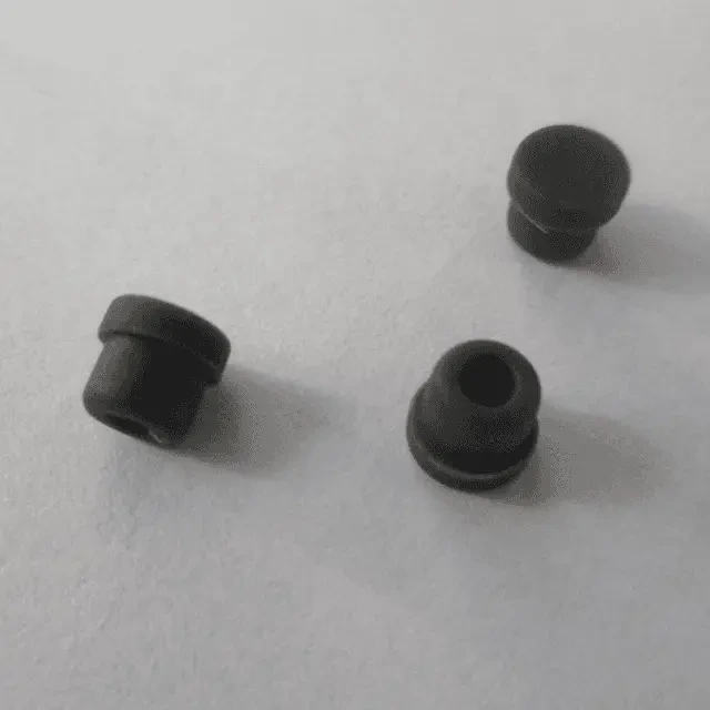4.0 4.2 mm anti dust anti slip waterproof mini silicone plug stopper cap feet small silicone plug 1