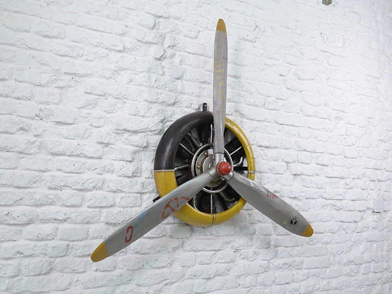 Faddish Airplane Nose Propeller Decoration 1