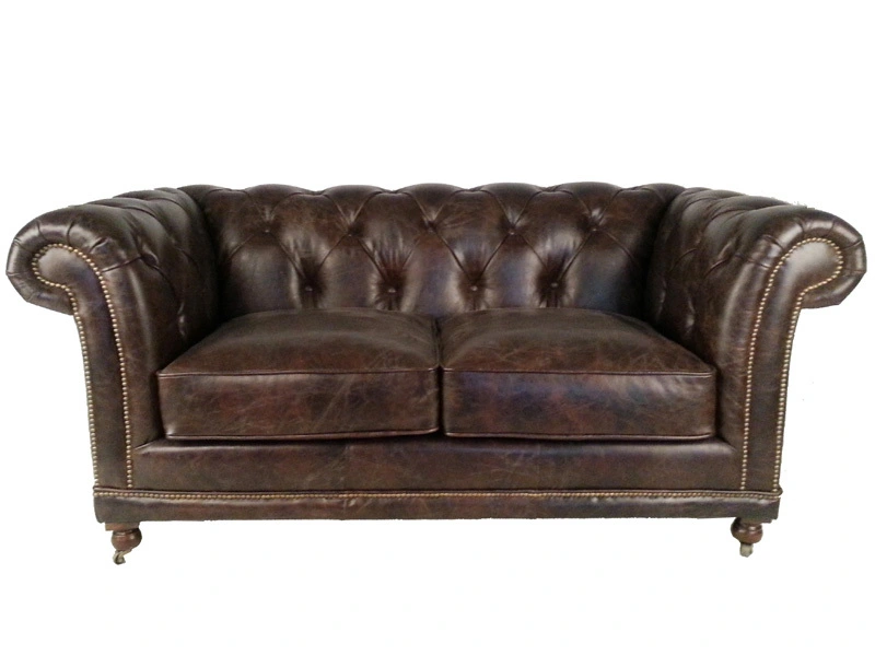 Classic Chesterfield Sofa 2S with Wheels 1