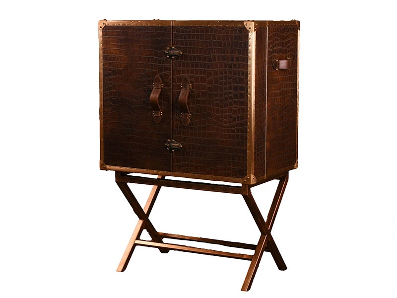 Antique Crocodile leather Wine Cabinet With Brass Trim 1
