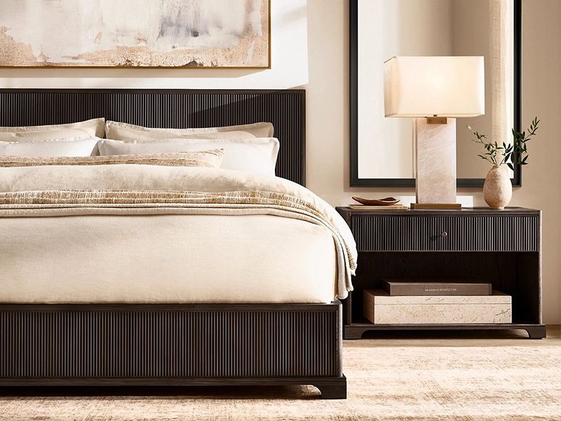 Striped Style Oak Solid Wood Bed Faddish Modern Style Bedroom Bed 1