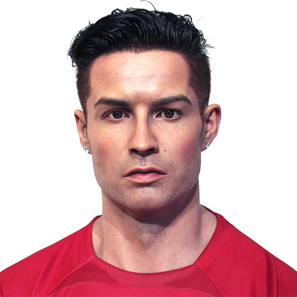Customizable CR7 Silicone Wax Statue 1:1 Scale - High-End Sports Celebrity Replica for Events & Museums 8