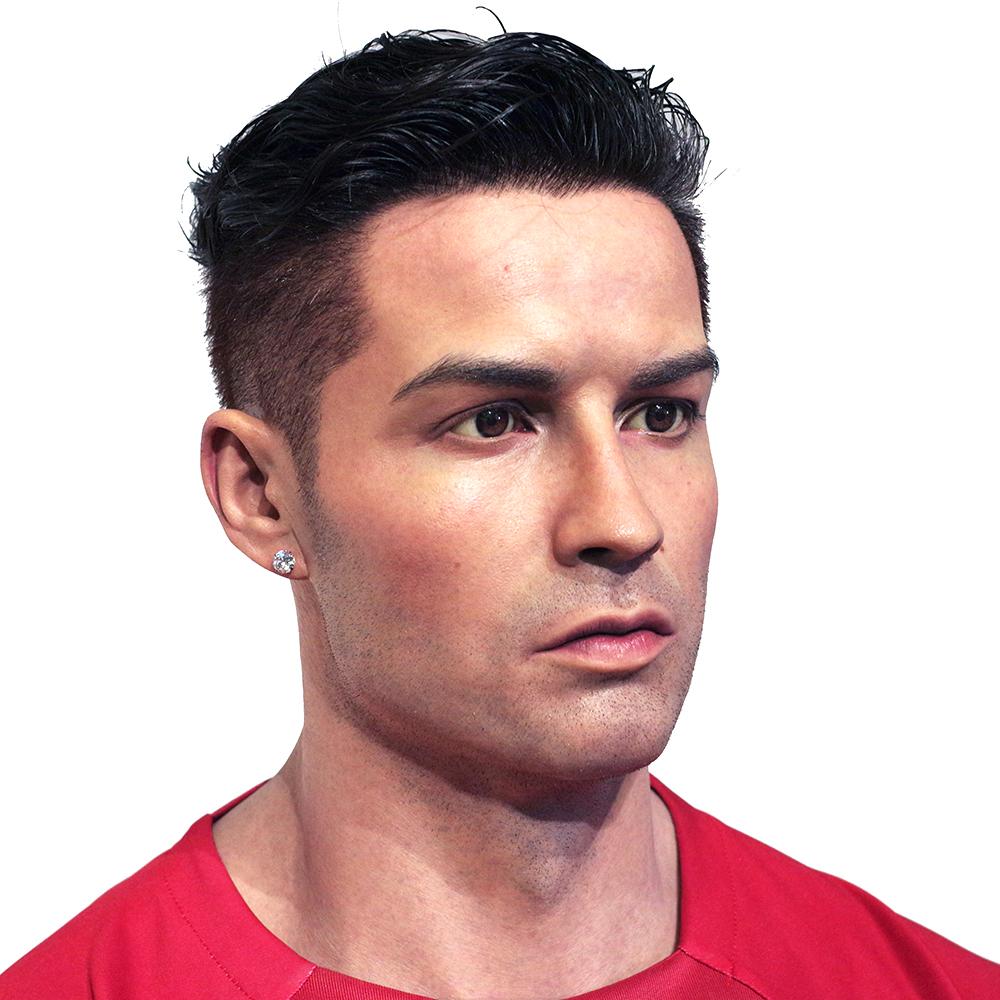 Customizable CR7 Silicone Wax Statue 1:1 Scale - High-End Sports Celebrity Replica for Events & Museums 10