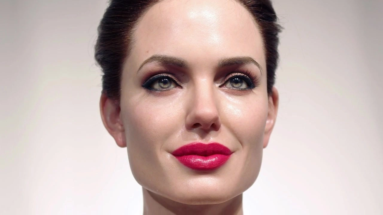 The Most Beautiful Angelina Jolie's Life-Size Wax Figure from Our Wax Figure Factory | DXDF, Grand Orient Wax Figure 1