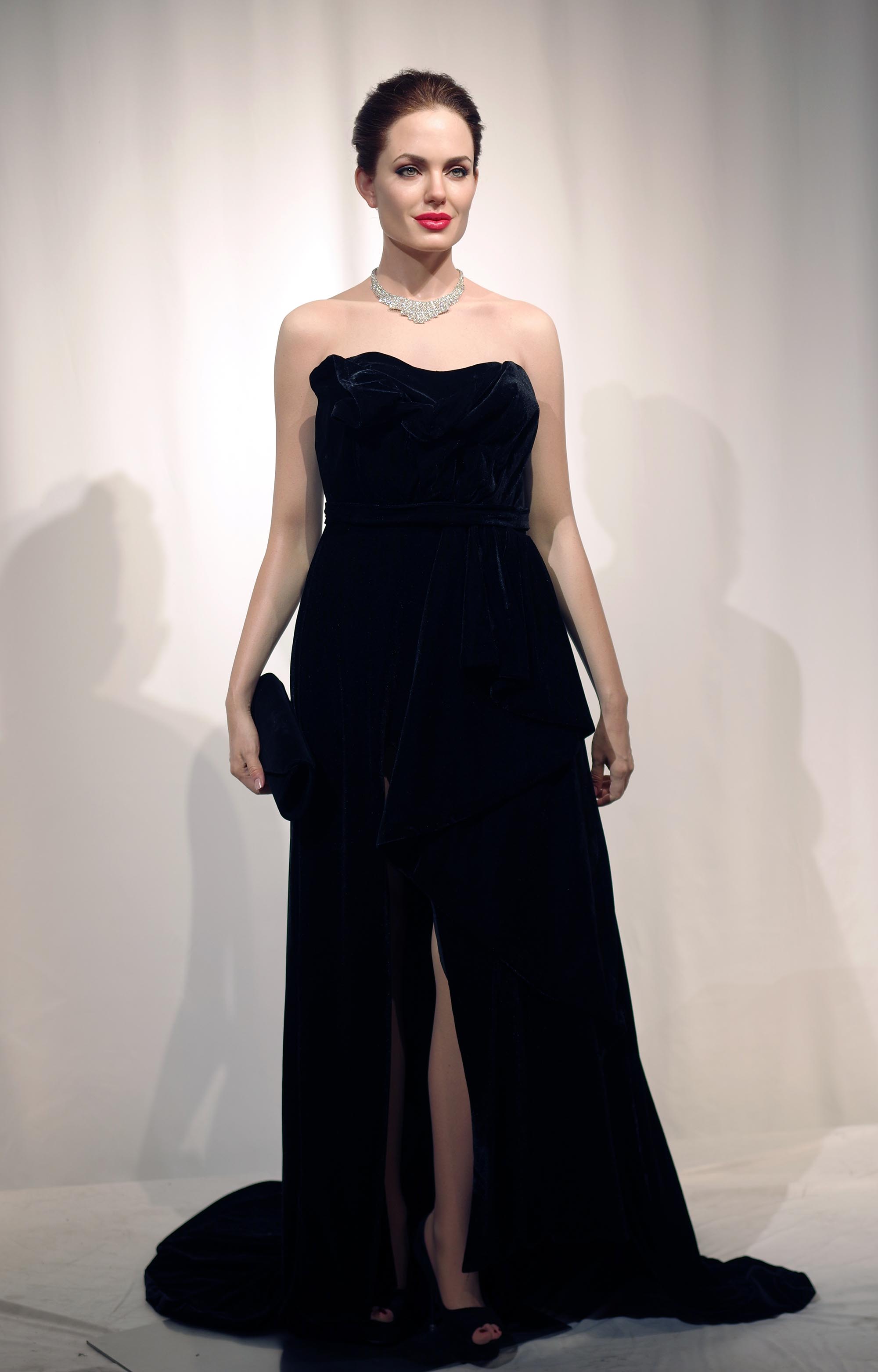 The Most Beautiful Angelina Jolie's Life-Size Wax Figure from Our Wax Figure Factory | DXDF, Grand Orient Wax Figure 2