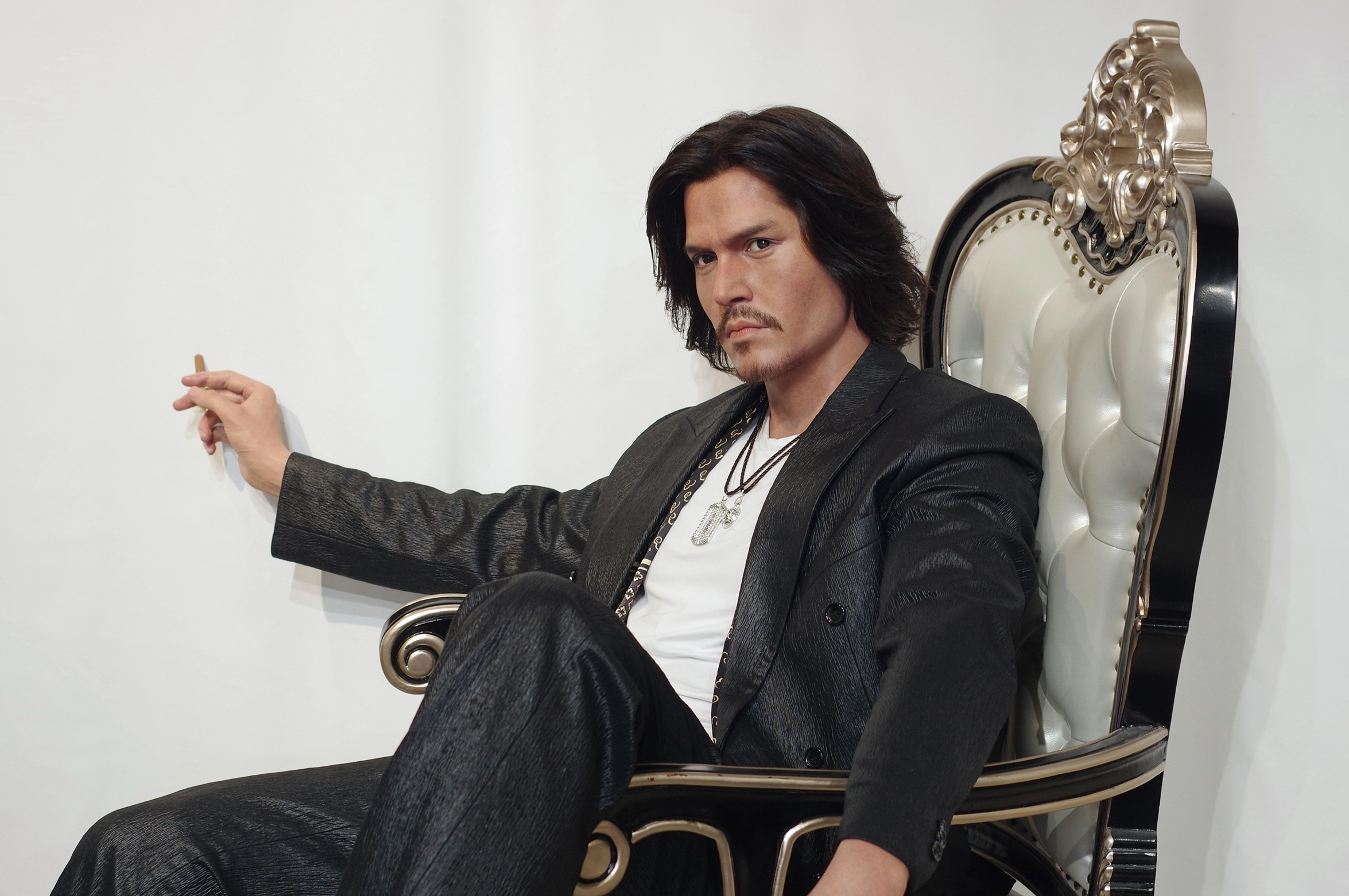 Life Size Custom Made Hollywood Celebrity Johnny Depp Mannequin | DXDF, Grand Orient Wax Figure Factory 1