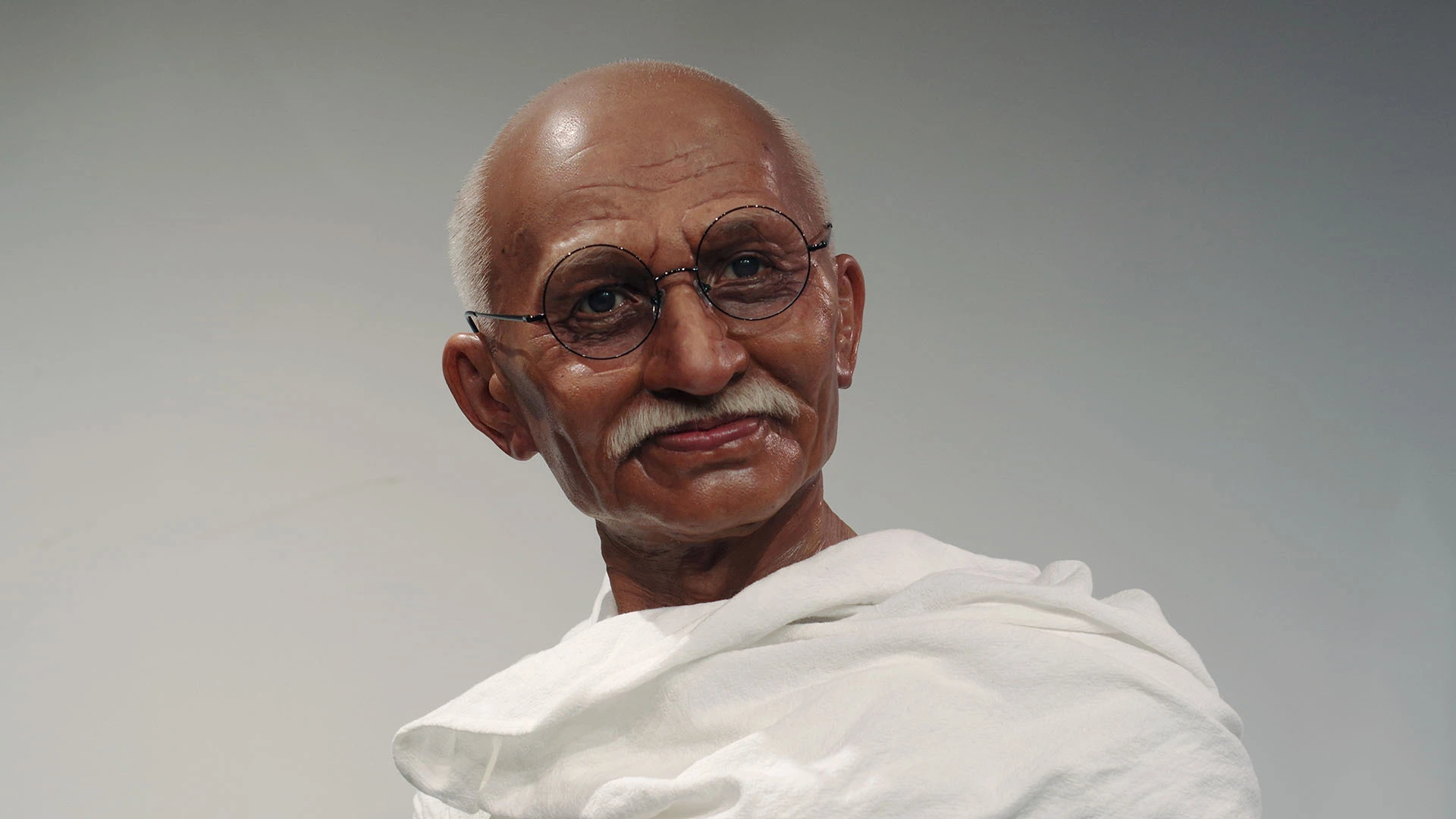Factory Statue Collectible Simulated Life Size Silicone Wax Statues of Mohandas Gandhi | DXDF, Grand Orient Wax Figure 1