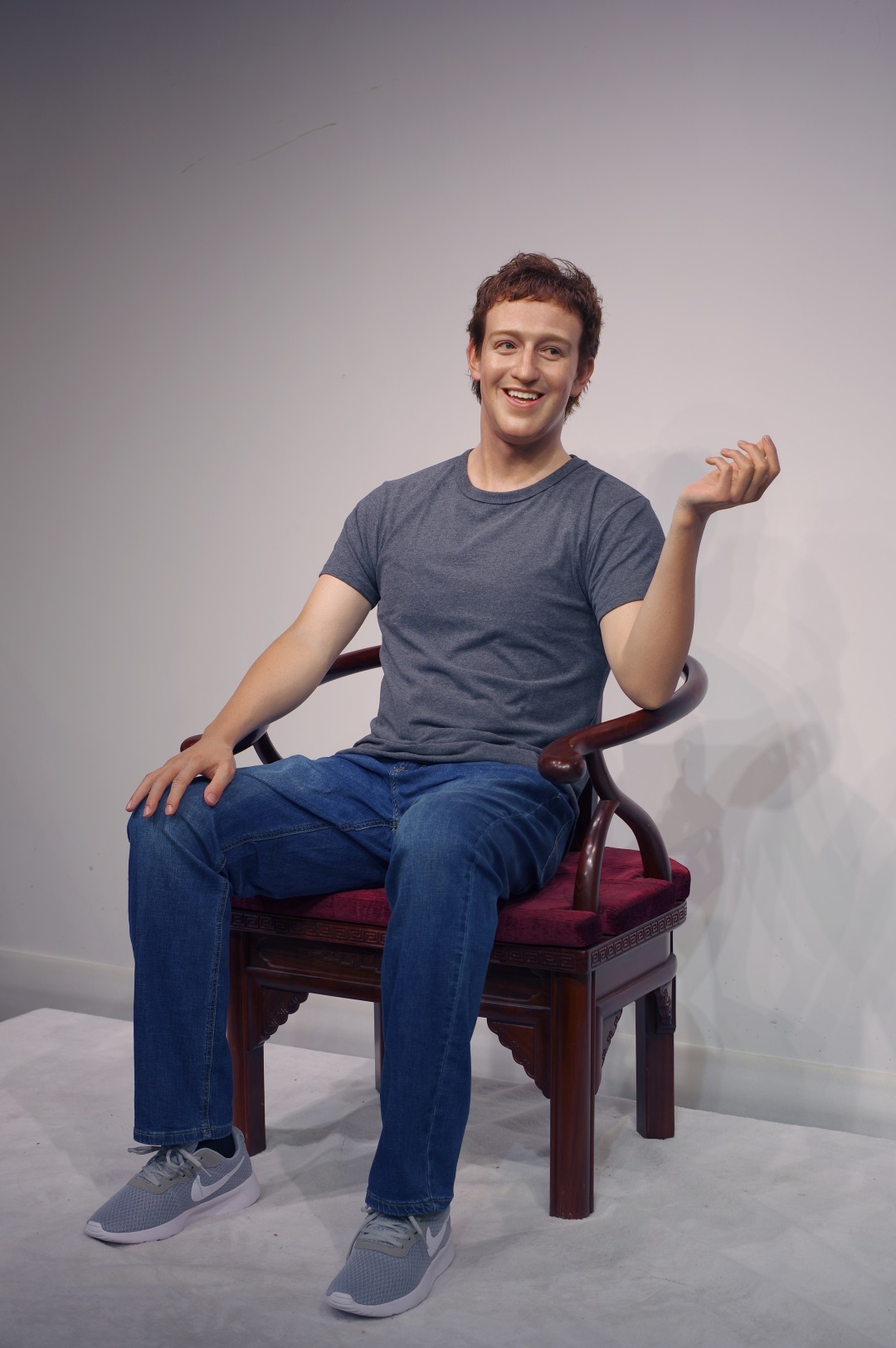 High Simulation Celebrity Mark Zuckerberg Full-scale Wax Figure Sculpture | DXDF, Grand Orient Wax Figure 3
