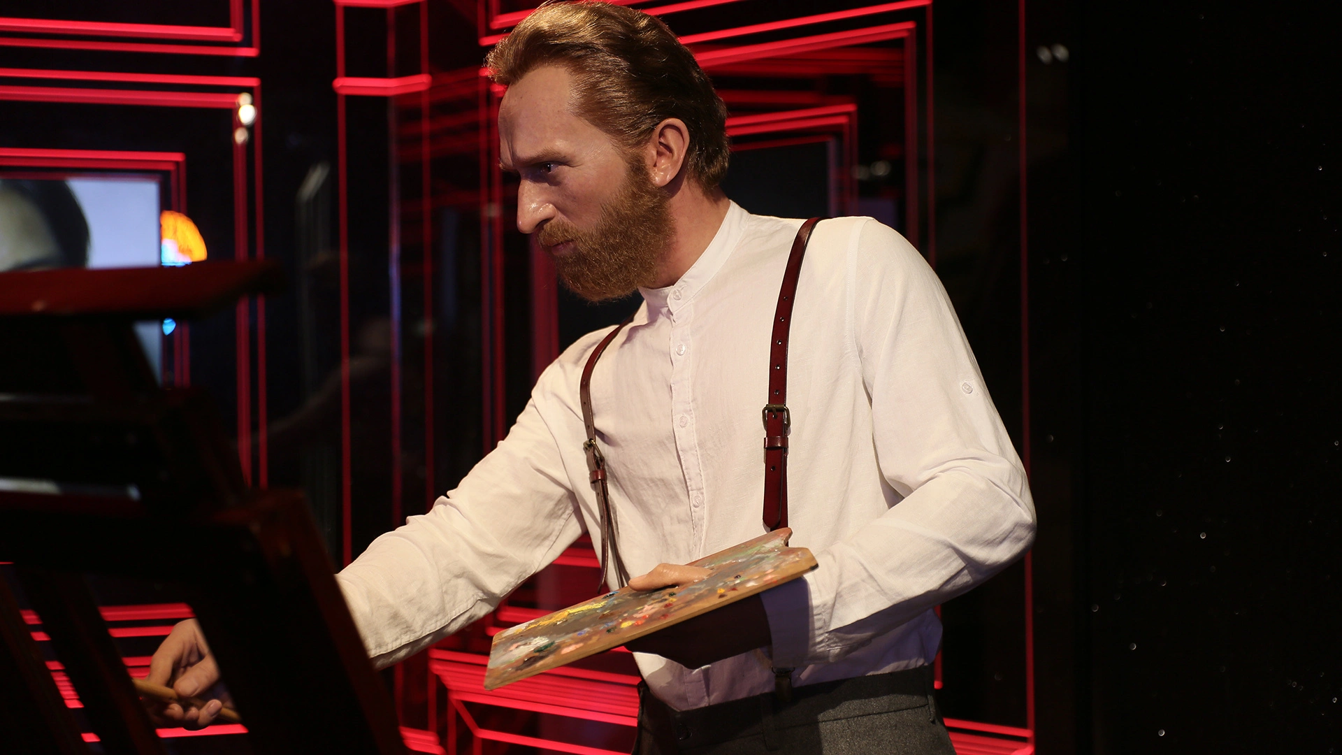 Top Tourist Attractions Madame Tussauds Wax Figures Gallery | DXDF, Grand Orient Wax Figure 1