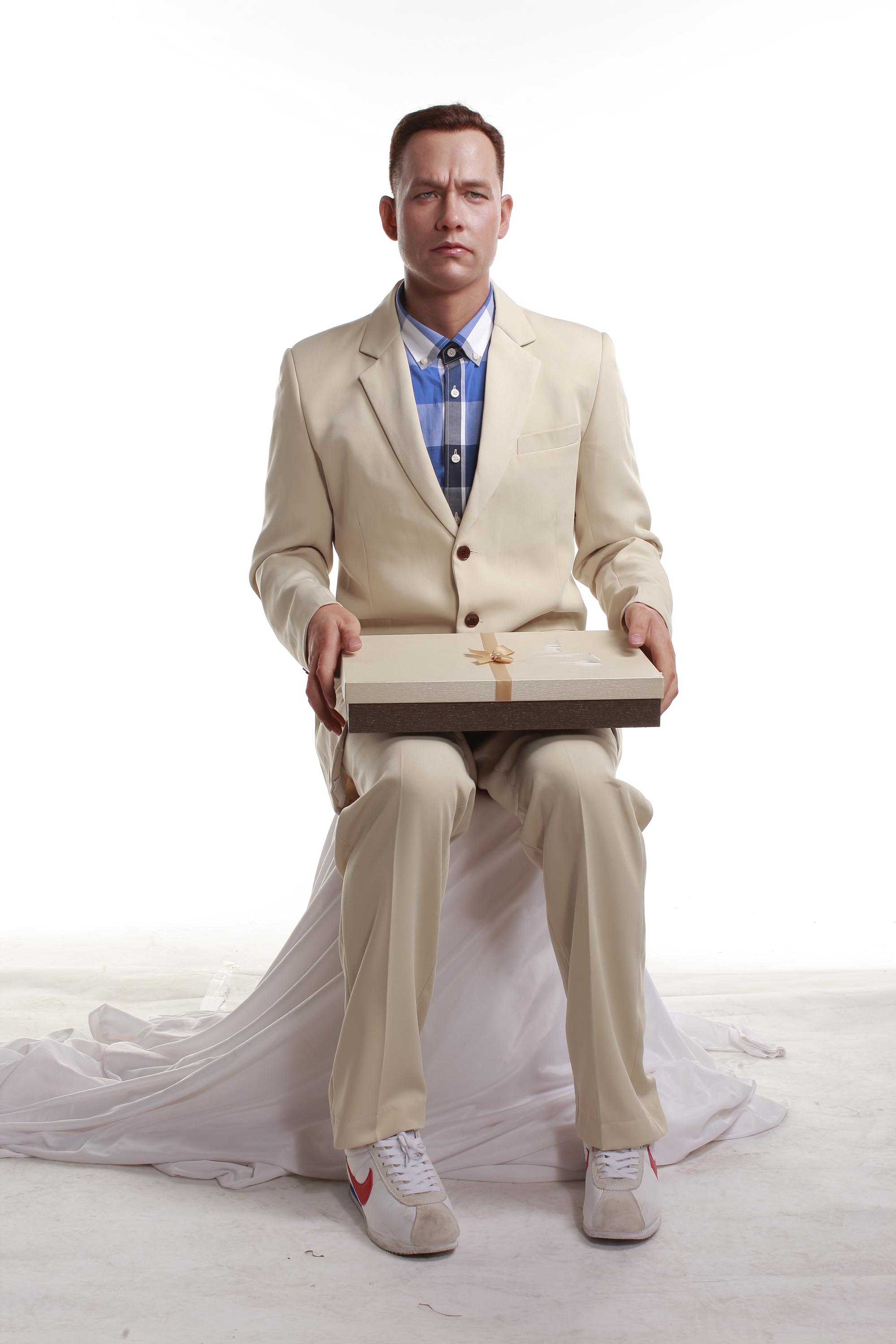 Magnificent Celebrity Tom Hanks Life-size Wax Figure for Waxwork Museum | DXDF, Grand Orient Wax Figure 3