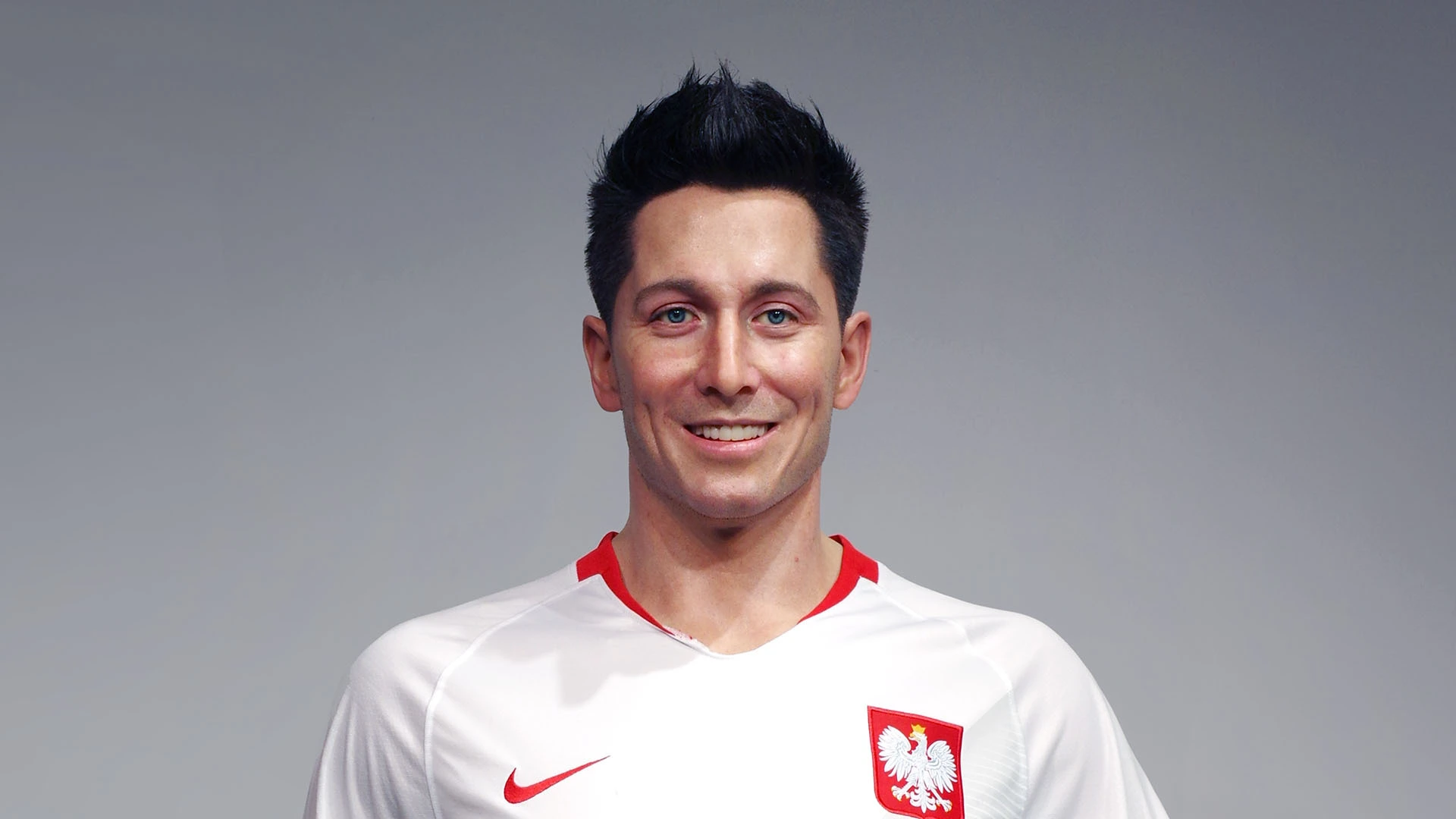 Football Player Silicone Full-scale Sport Figure for Robert Lewandowski | DXDF, Grand Orient Wax Figure 1