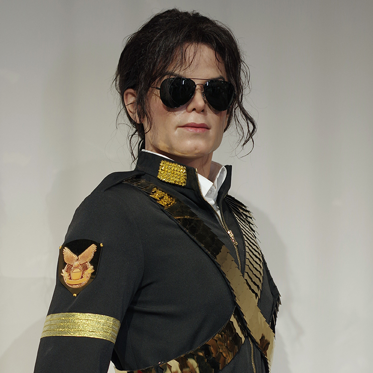 Moonwalk Magic: Realistic Life Szie Michael Jackson Wax Figure - DXDF,Grand Orient Wax Art 8