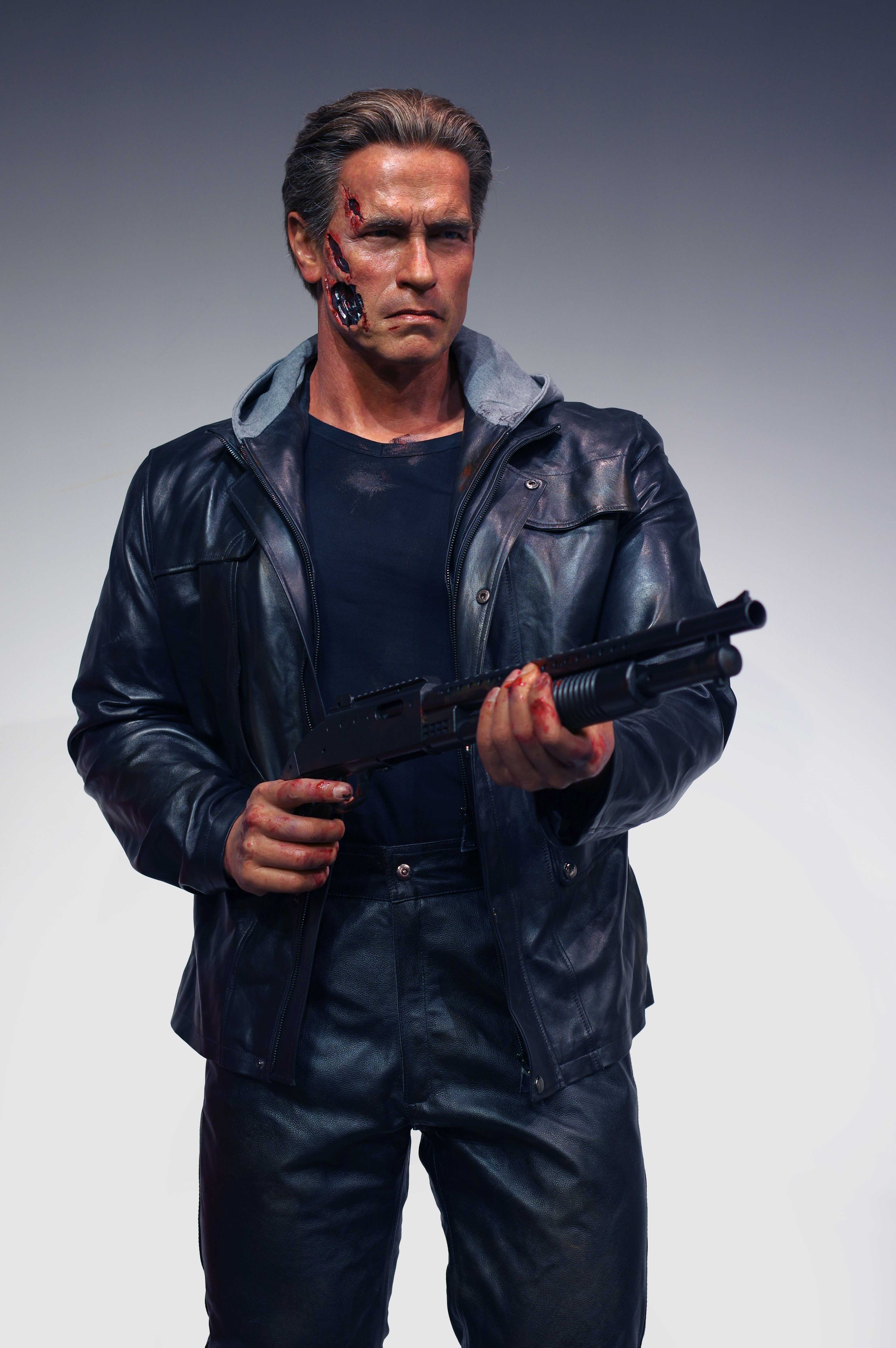 Best Life-size Arnold Schwarzenegger Terminator Wax Figure from Zhongshan | DXDF, Grand Orient Wax Figure 3