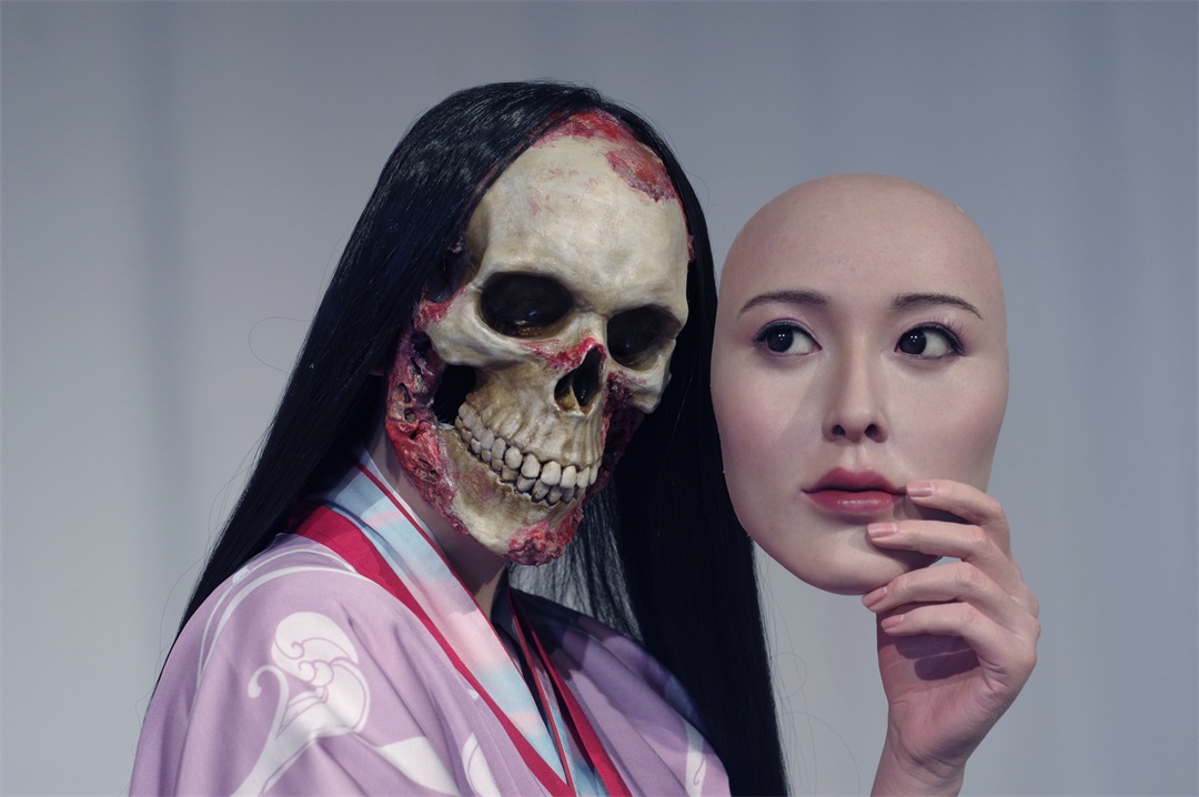 Horrifying Halloween Masked Woman Full-scale Wax Likeness | DXDF, Grand Orient Wax Figure 2