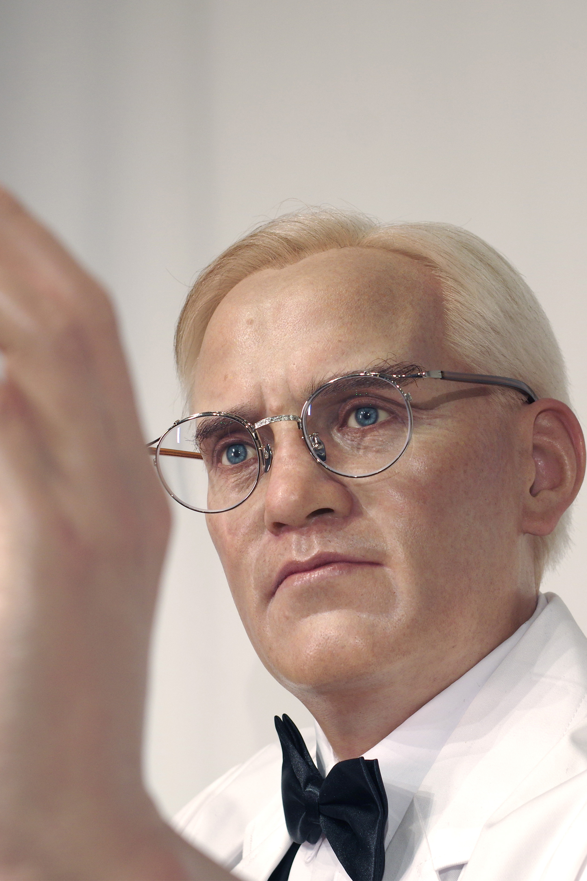 One Stop Shop Custom Made Hyper Realistic Scientist Fleming Wax Statue Sculpture | DXDF, Grand Orient Wax Figure 4