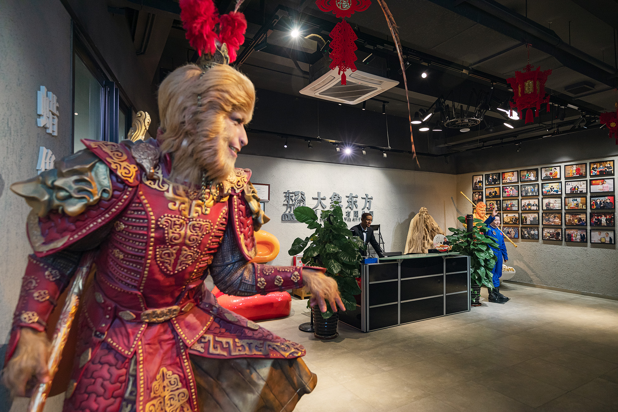 Grand Orient Wax Art is based on the life circle of the Bay Area with love and tolerance | DXDF, Grand Orient Wax Figure 1