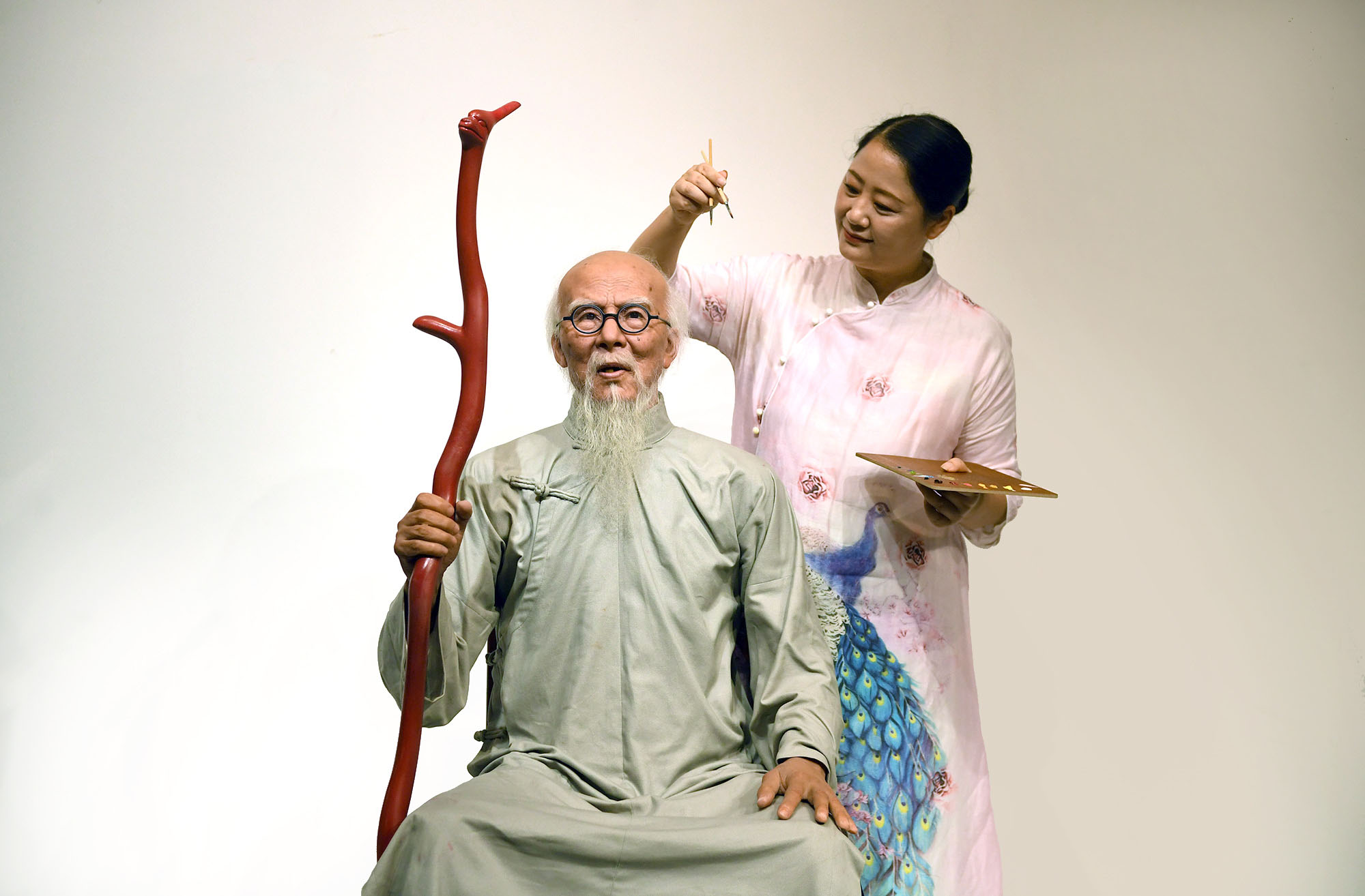 Behind The Scenes Of A Wax Museum Project: How Lifelike Figures Are Made 5