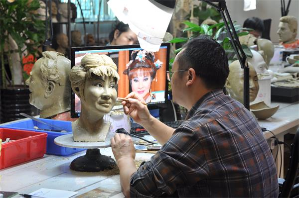 The Two Wax Figures In Zhongshan Expo Center Turned Out To Be Her Masterpieces! | DXDF, Grand Orient Wax Figure 3