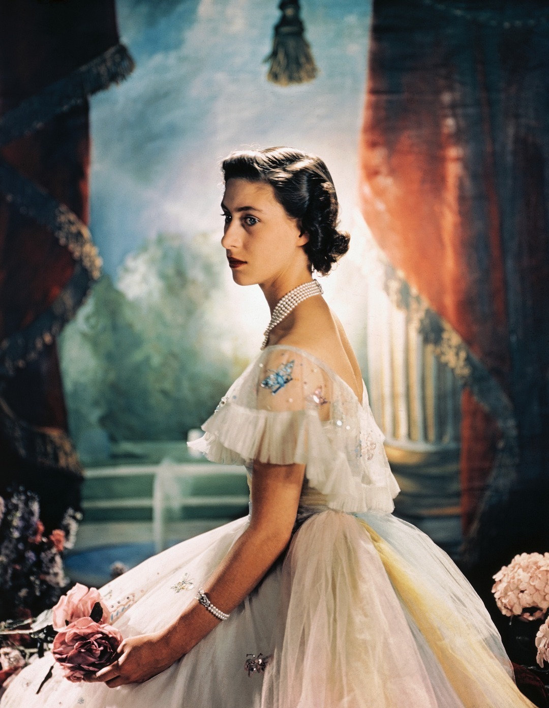 Recreating Royal Elegance: How DXDF Brought Princess Margaret to Life in Wax丨DXDF Art, Grand Orient Wax Figure 3