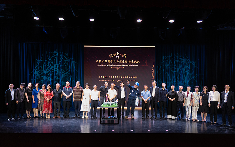 Scientist Wax Museum Unveiled! | DXDF, Grand Orient Wax Figure 2