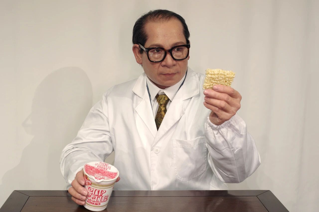 Surprise! The secret to a 97-year-old's longevity is a bowl of instant noodles every day? | DXDF，Grand Orient Wax Figure 10