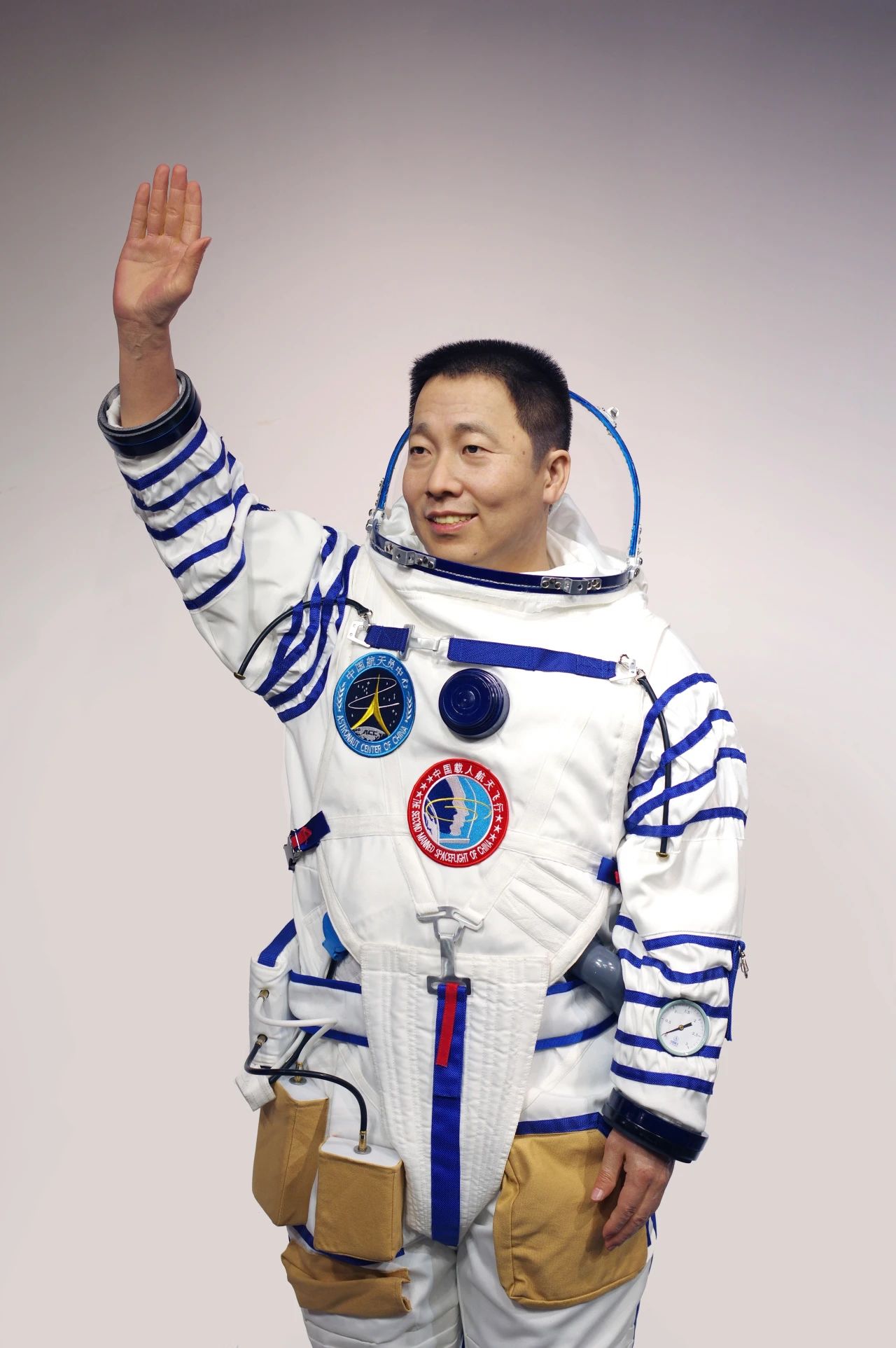 Why didn’t Yang Liwei go into space again? | DXDF,Grand Orient Wax Figure 11