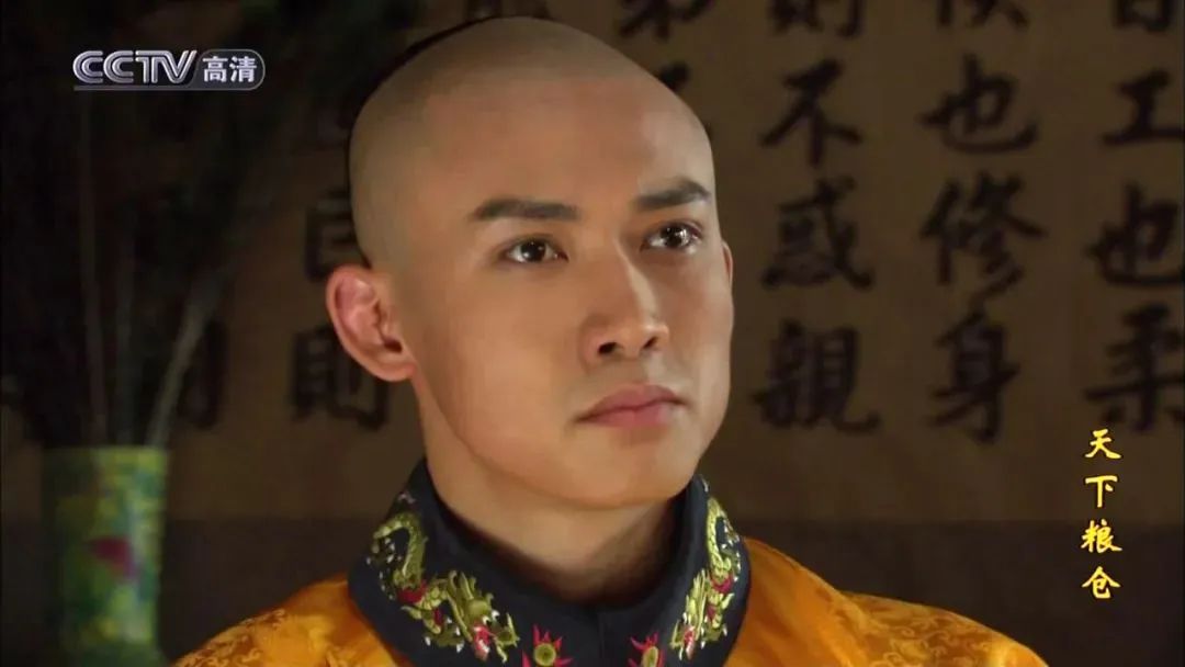 The overbearing Emperor Qianlong has surprisingly turned into a cowardly director!| DXDF,Grand Orient Wax Figure 12