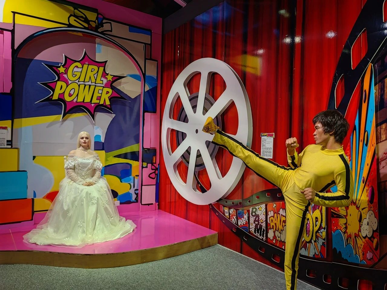 The Dalian Pop Wax Museum: Meet Legends Face to Face! 7