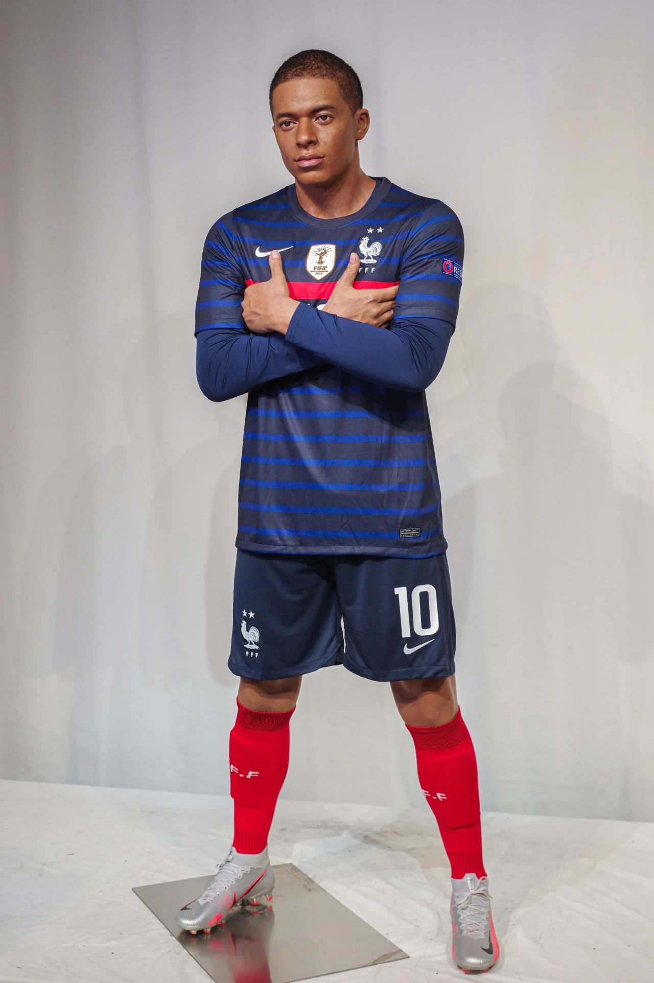 Mbappe's accidental injury turns French supercar into a Teenage Mutant Ninja Turtle? | DXDF,Grand Orient Wax Figure 8