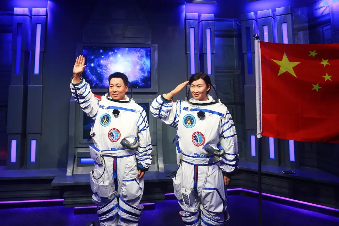 WeiMuKaiLa Wax Museum in Dalian, China | DXDF, Grand Orient Wax Figure 5