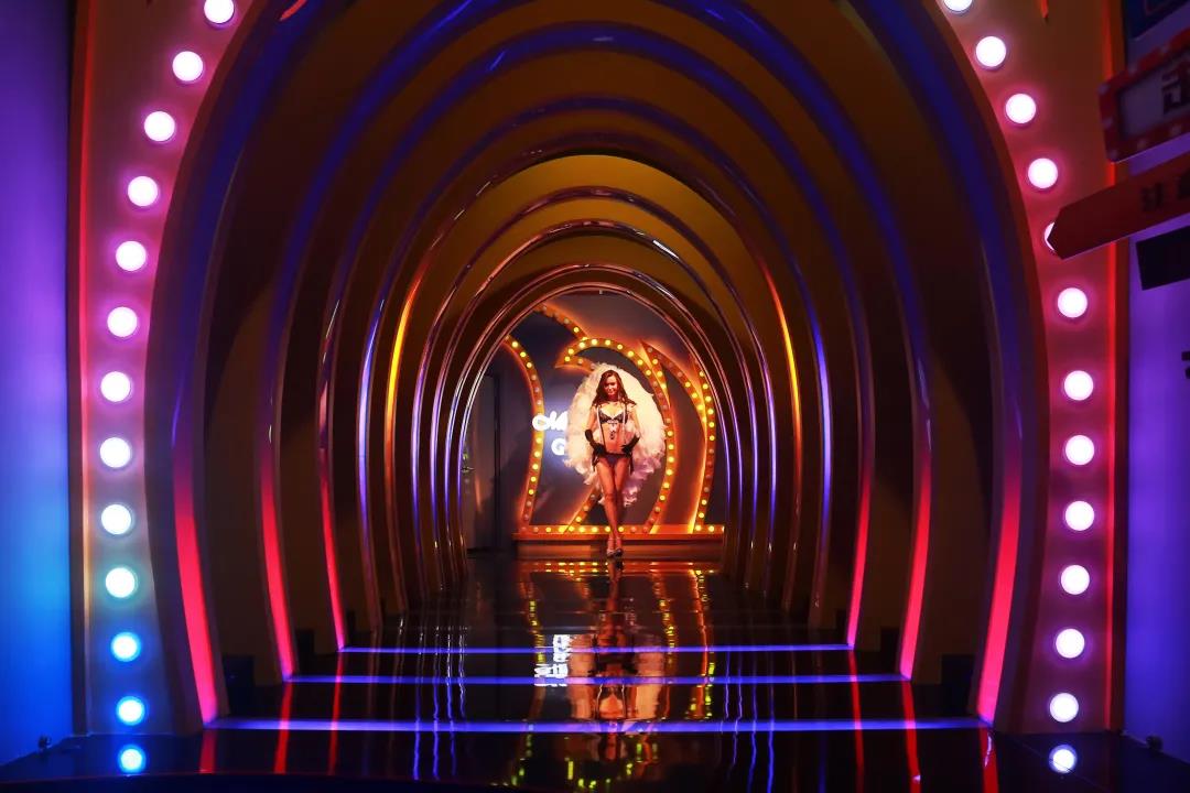 WeiMuKaiLa Wax Museum in Dalian, China | DXDF, Grand Orient Wax Figure 6
