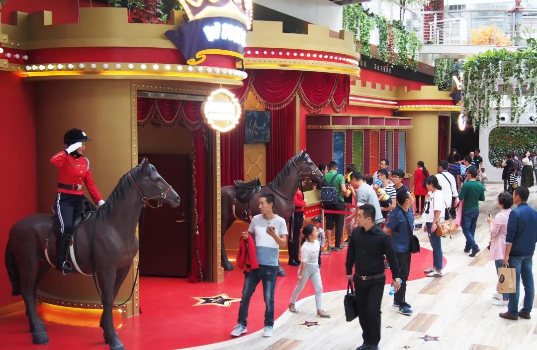 WeiMuKaiLa Wax Museum in Dalian, China | DXDF, Grand Orient Wax Figure 1