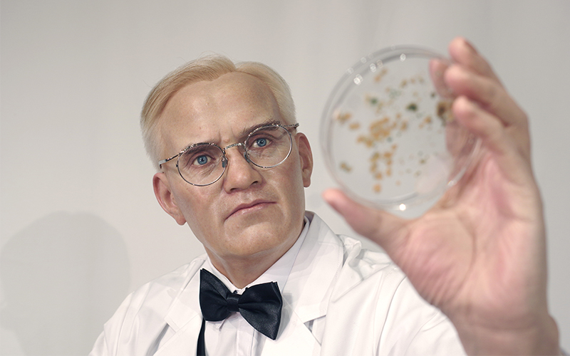 Character Story| How much was Penicillin worth during the war? | DXDF, Grand Orient Wax Figure 4