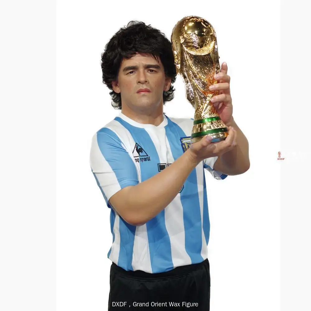 Diego Maradona Wachsfigur – Hommage an die Fußballlegende 1