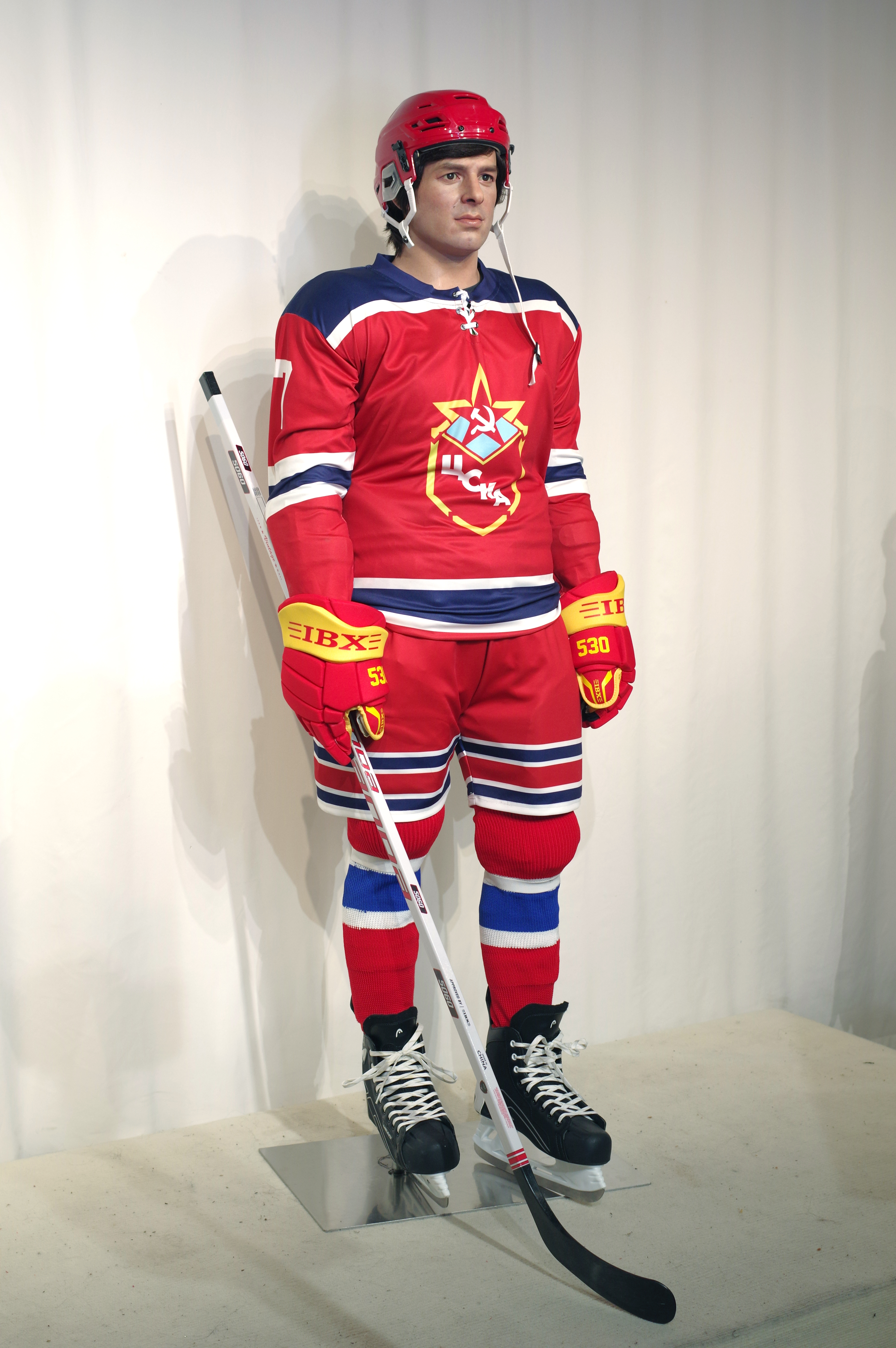 Customized Hockey Legend Edition Valery Kharlamov Lifesize Wax Figure | DXDF Art,Grand Orient Wax Figure 10