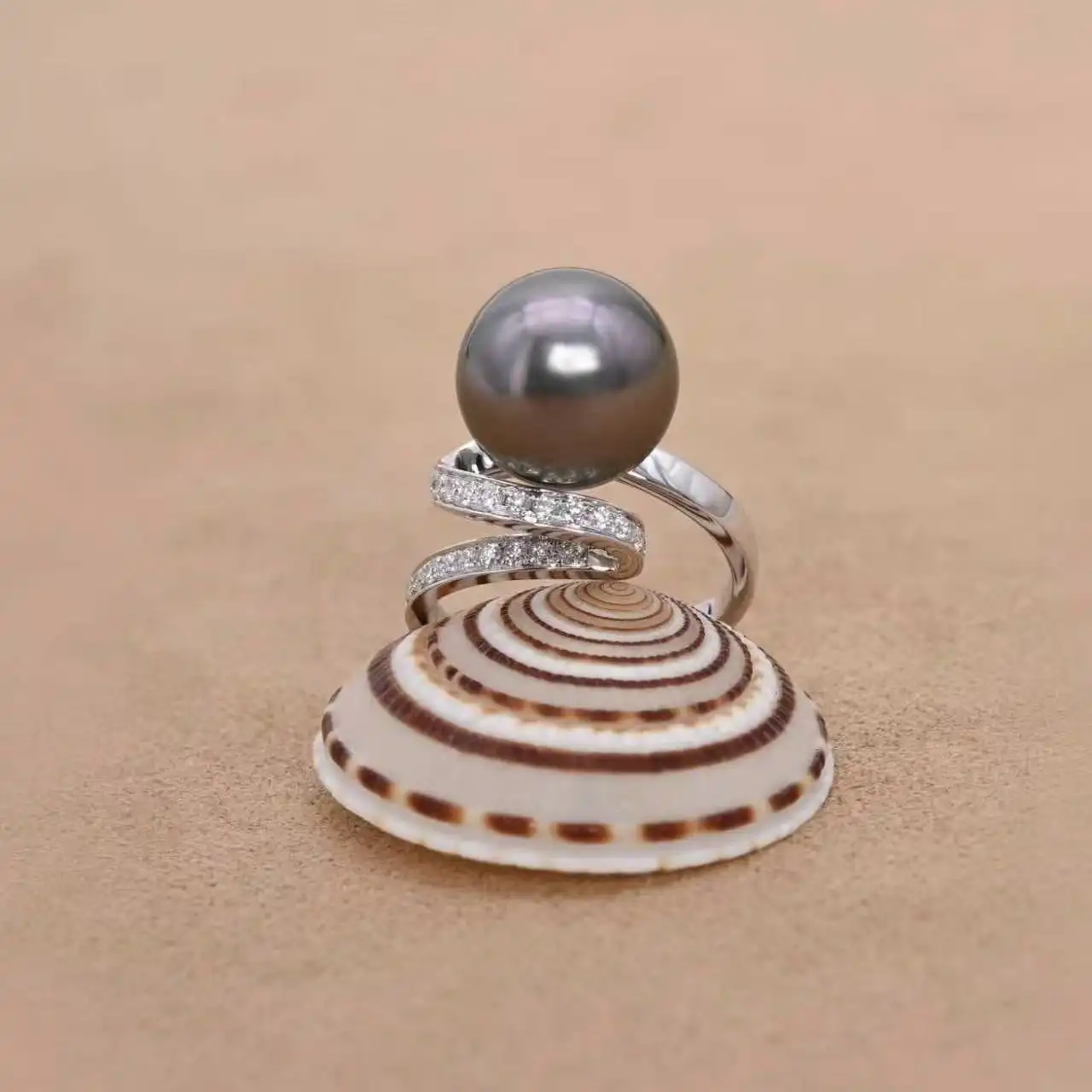 Anillo de oro de 18 quilates con perla negra tahitiana para mujer, anillo solitario de perla natural de agua de mar de 12-13 mm con diamantes, regalo de joyería fina 1