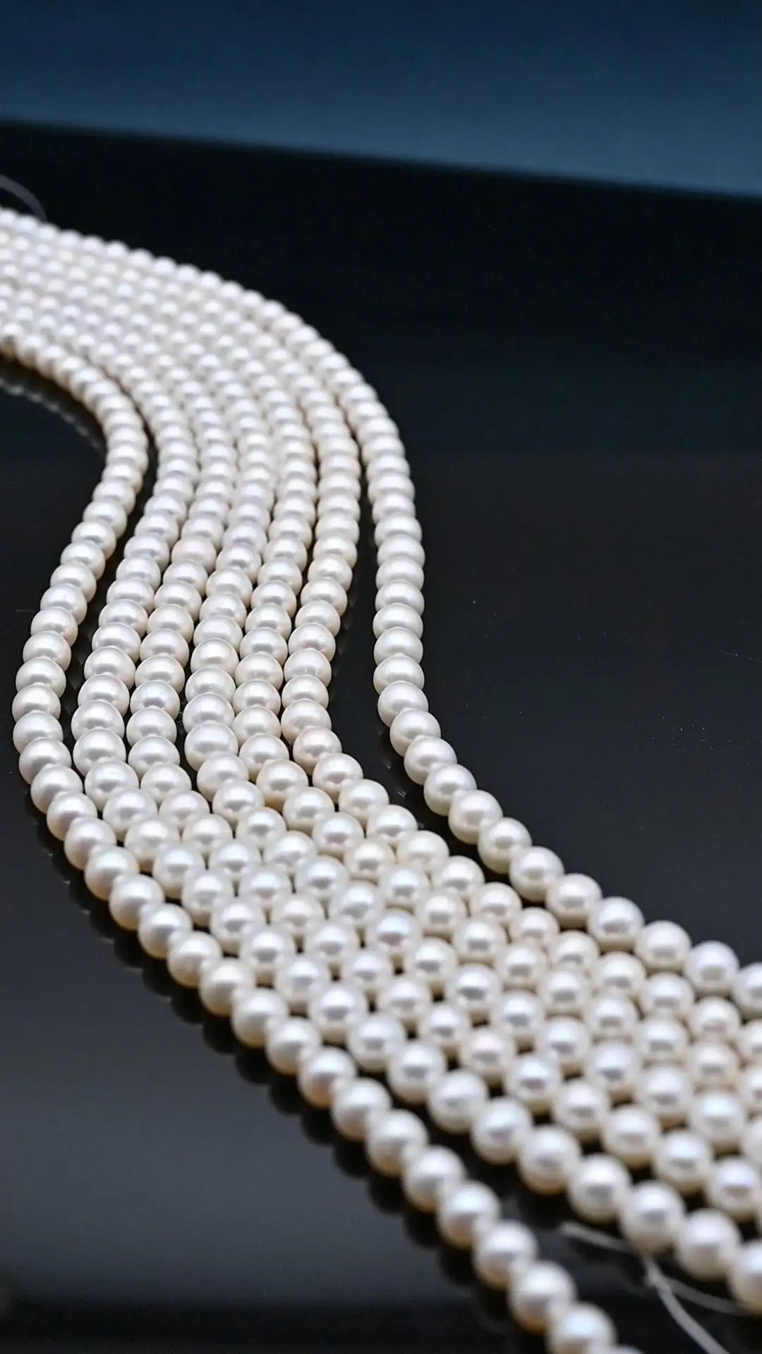 Cadena de perlas redondas naturales de agua dulce blancas de 7-8 mm, calidad 5A, venta al por mayor para la fabricación de joyas. 1