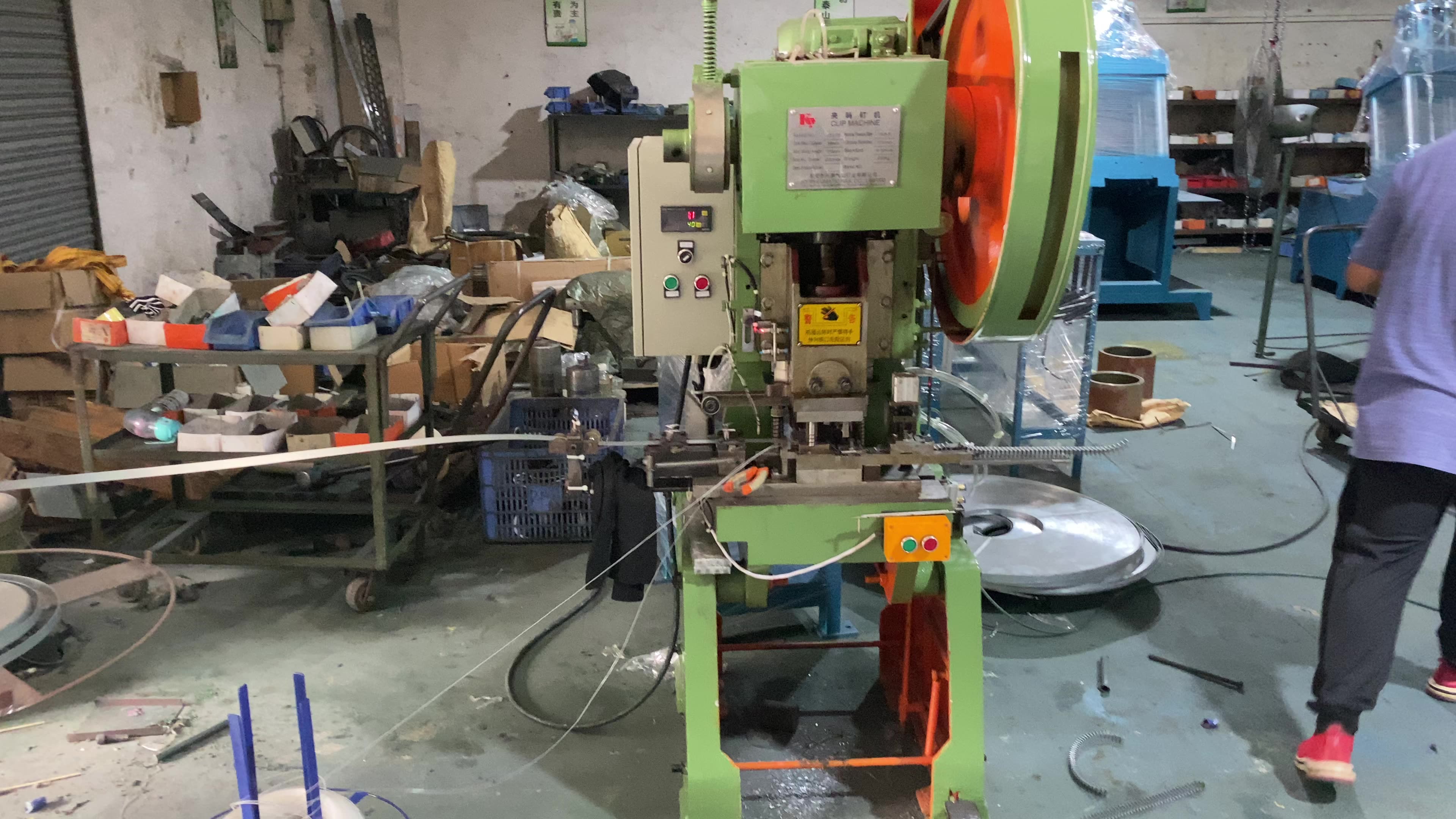 KY - Spring Furniture Staple Fastener Mattress Clip Machine Cl72 M66 M Mattress Clip making machine 2