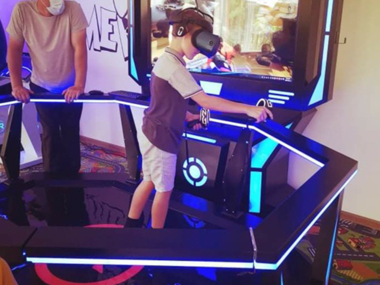 China HTC Mini Standing VR Machine manufacturers - SKYFUN 19