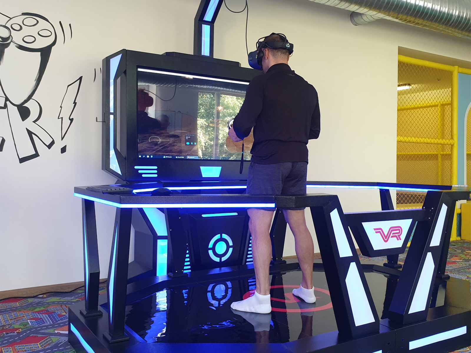 China HTC Mini Standing VR Machine manufacturers - SKYFUN 16
