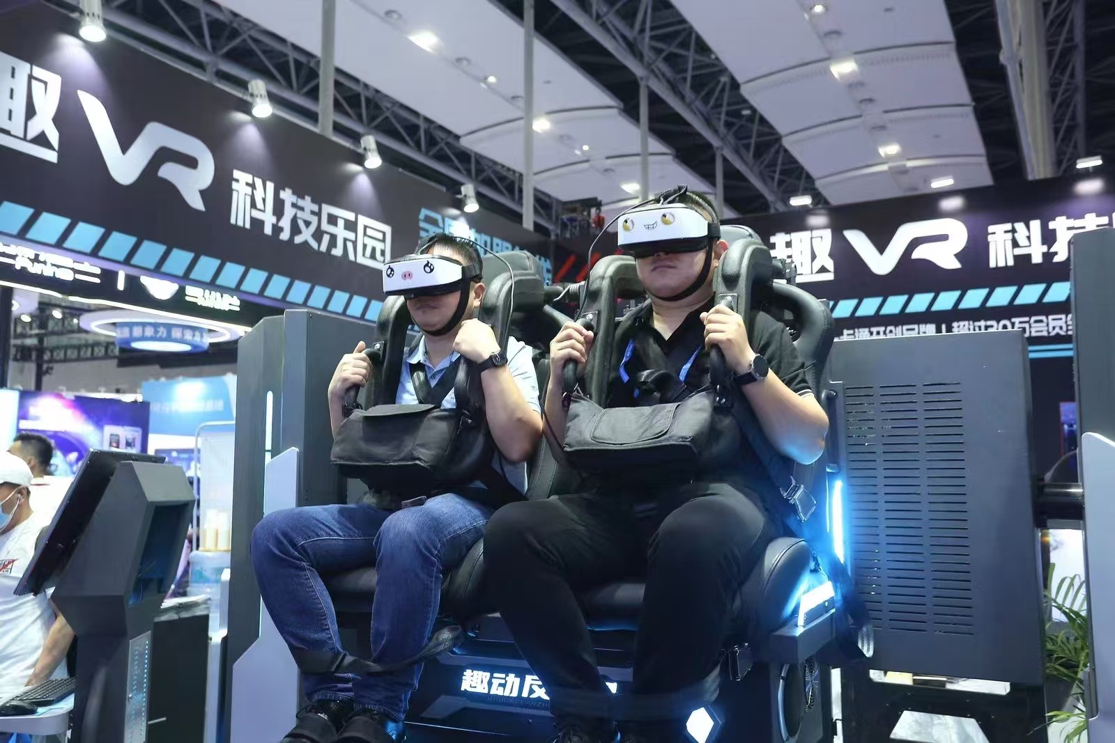 Why VR Arcade Machine Is the Keyword Every Entertainment Venue Should Know 1