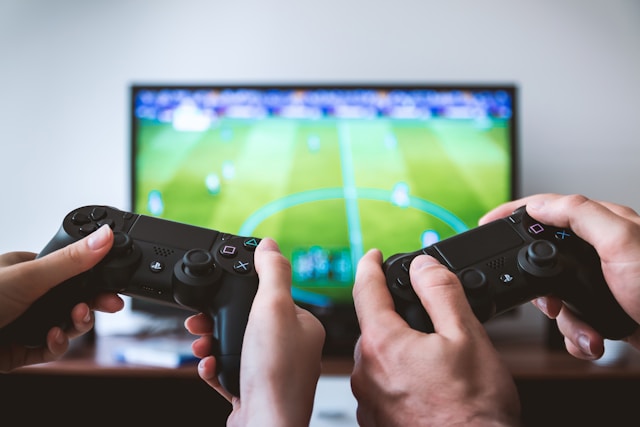 Console vs. PC: Why Console Gaming Reigns Supreme 1