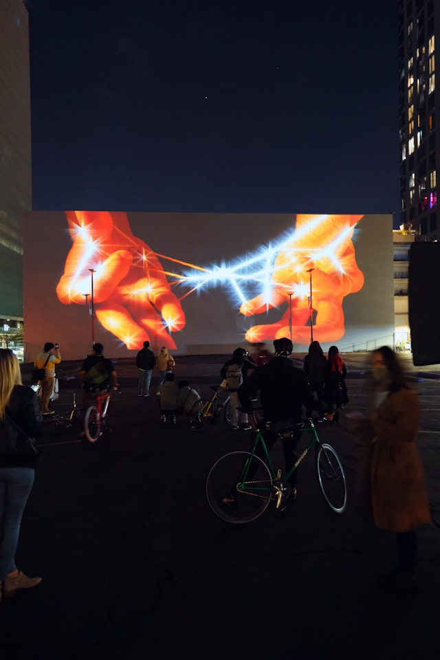 Virtual Reality vs. Augmented Reality: Transforming the Gaming Landscape 3