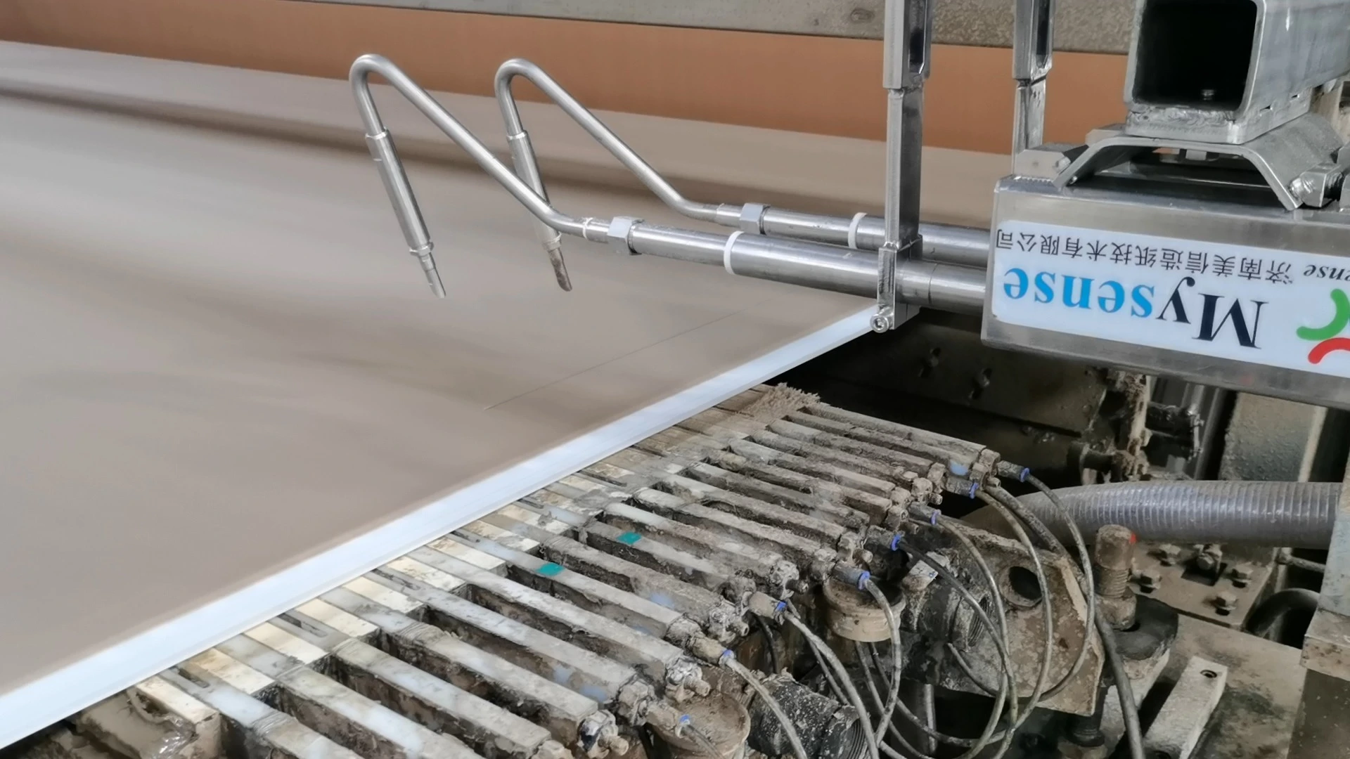 وحدات تشذيب الحواف 1