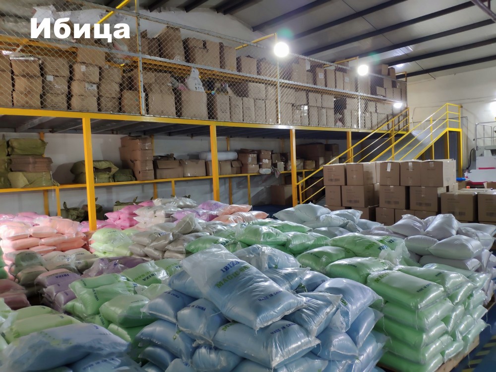 IBIZA - Magic sand with earth shape blue and green colors wholesale bulk magic sand PRODUCTS 18