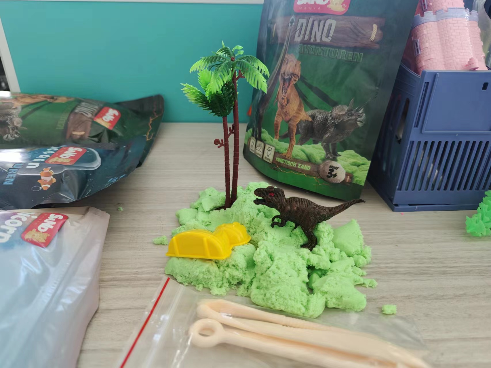 High Quality sensory magic Sand dinosaur toy theme Wholesale - TIANJIN IBIZA GLASS BEAD CO.,LTD. IBIZA 3