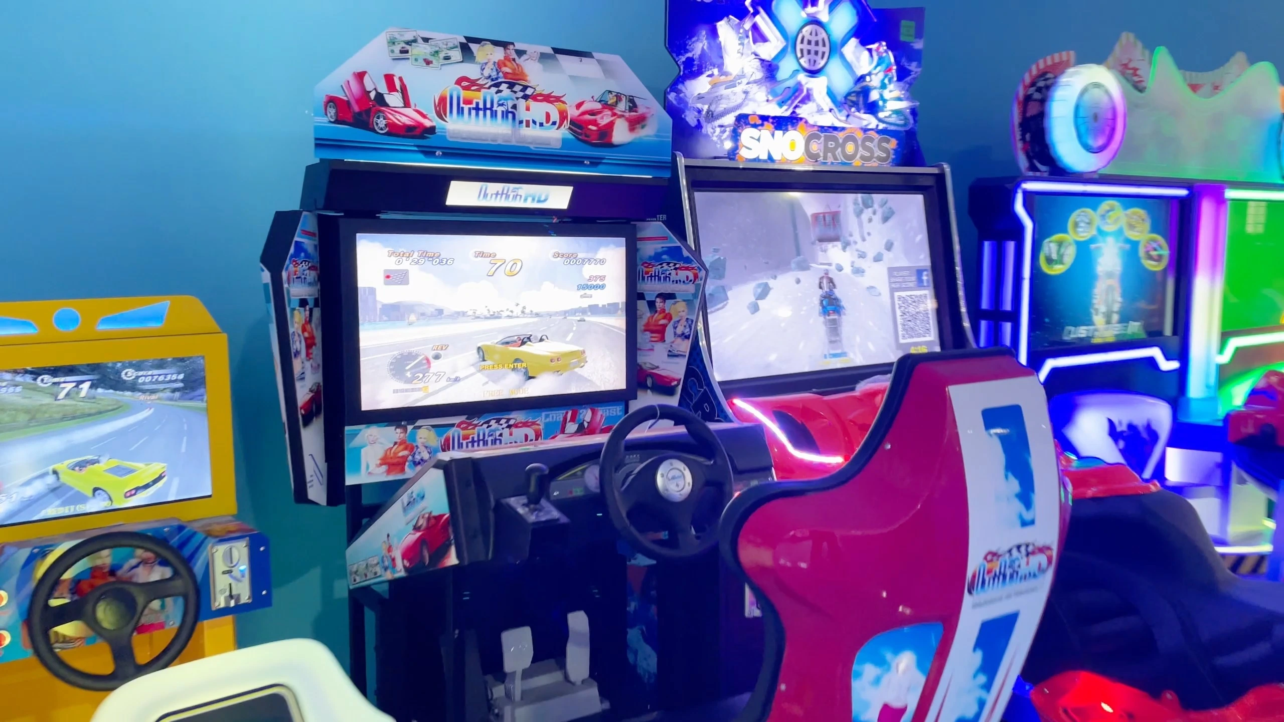 Outrun Racing Game Machine | Single Player Coin Operated Driving Arcade Cabinet 1