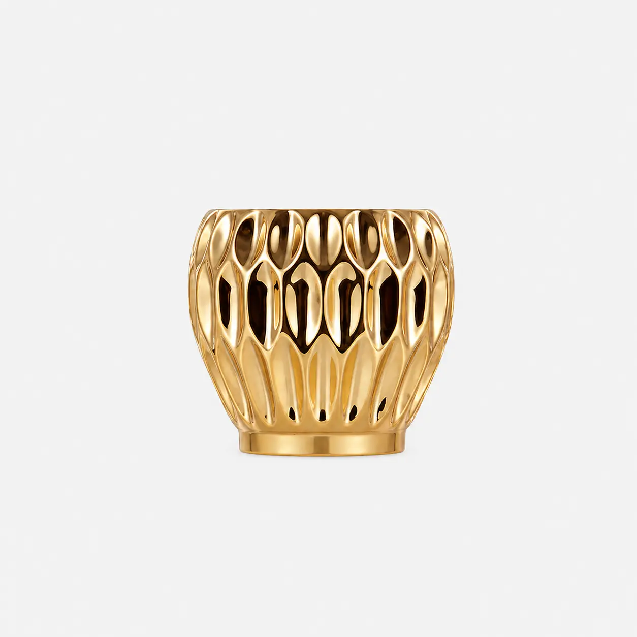 Rounded Gold Perfume Cap with Smooth Metallic Finish for Bottle Packaging 1